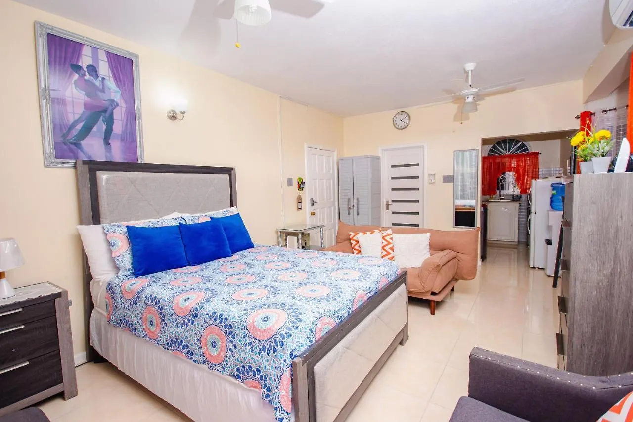 Aparthotel Columbus Heights Ocho Rios Ocean View Sleeps1-2 Person